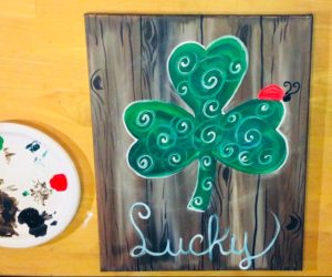 St. Patrick's Day Canvas Painting - Shamrock On Dark Wood Background